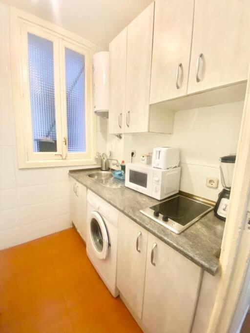 Atocha Ferrocarril 4 Appartement Madrid Buitenkant foto