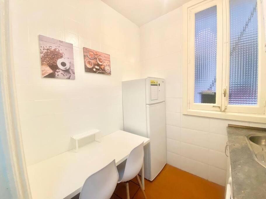 Atocha Ferrocarril 4 Appartement Madrid Buitenkant foto
